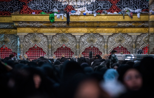 ضريح الامام الحسين (عليه السلام)