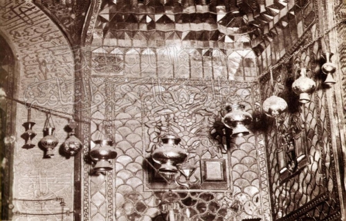صورة قديمه لمرقد الامام علي (عليه السلام )