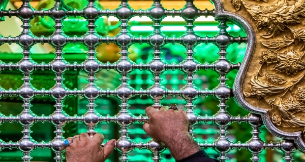 ضريح الامام العباس (عليه السلام)