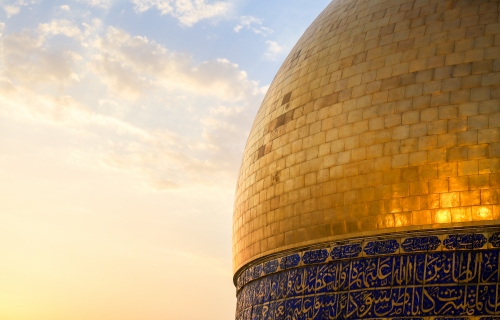 قبة أمير المؤمنين سلام الله عليه