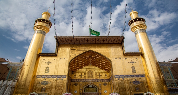 مرقد أمير المؤمنين عليه السلام
