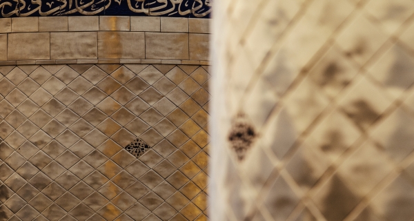ميلاد الأقمار