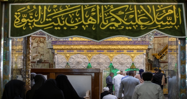 السلام عليكم ياأهل بيت النبوة 