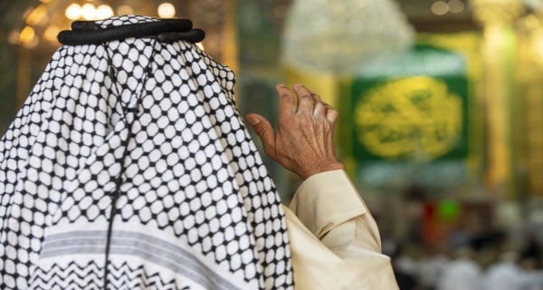 السلام عليك يا أبا الفضل العباس 