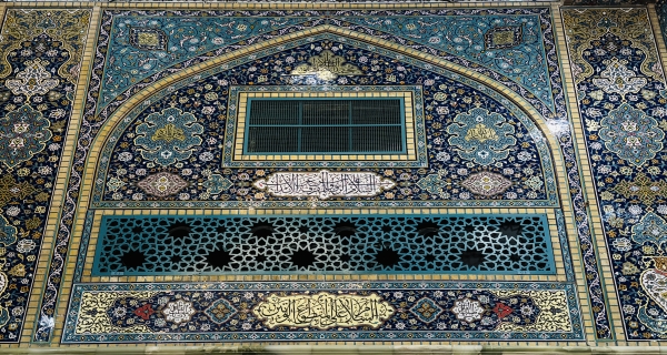 زخارف ونقوش أسلامية في العتبة الحسنية المقدسة 