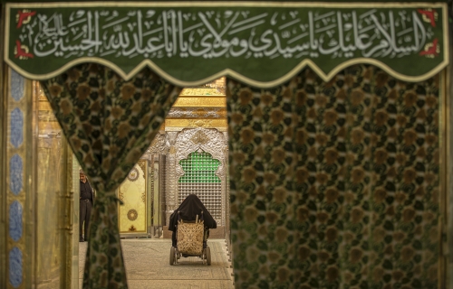 السلام عليك ياسيدي ومولاي يا أبا عبد الله الحسين 