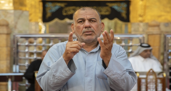 أجواء الدعاء في الصحن العباسي الشريف